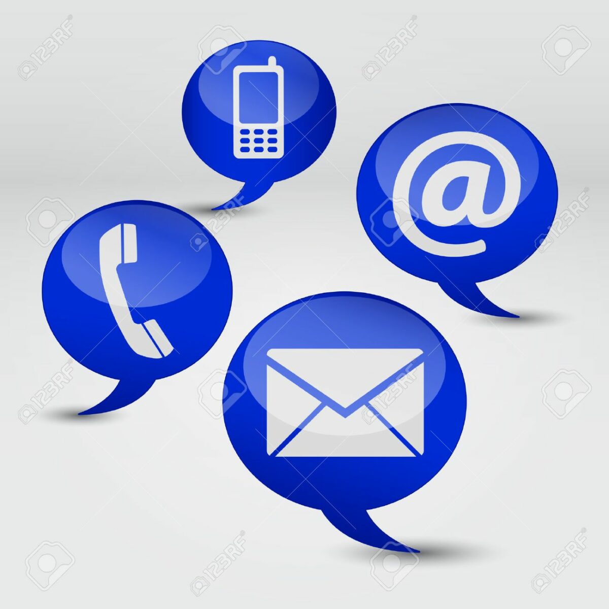 39377250 web nous contacter internet concept avec le courrier électronique téléphone mobile et à l icône et symbole