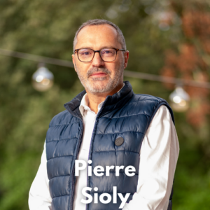 pierre squa 300x300